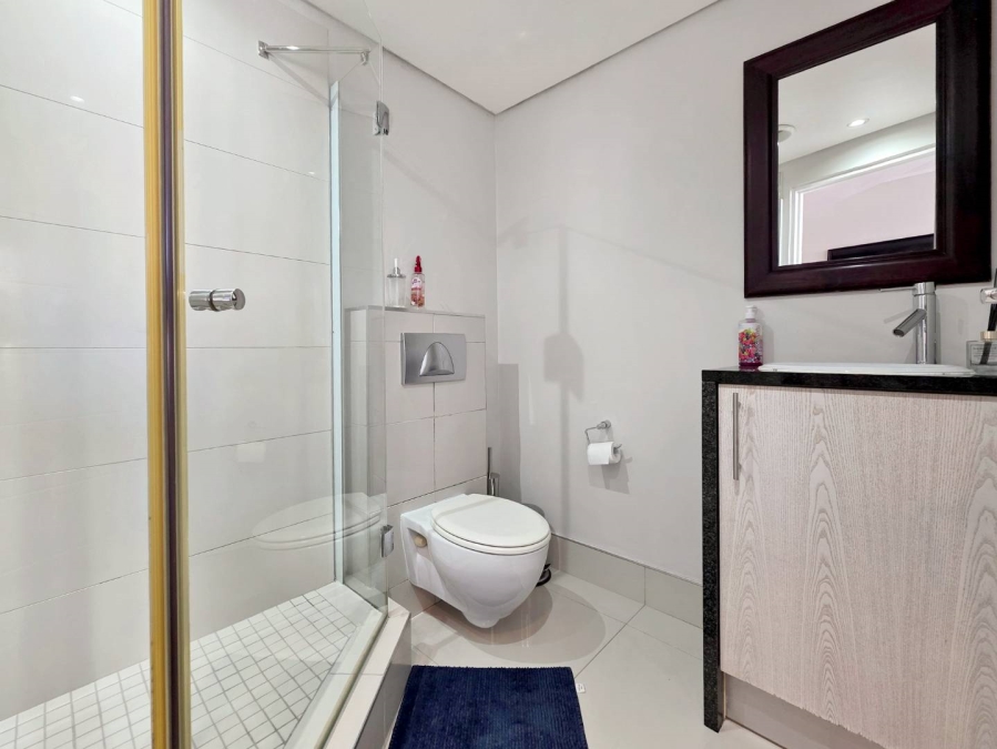2 Bedroom Property for Sale in De Waterkant Western Cape